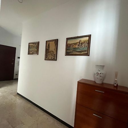 Casa Vacanze Tardy E Benech Савона Екстер'єр фото